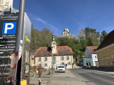Ehrenhausen (alt)